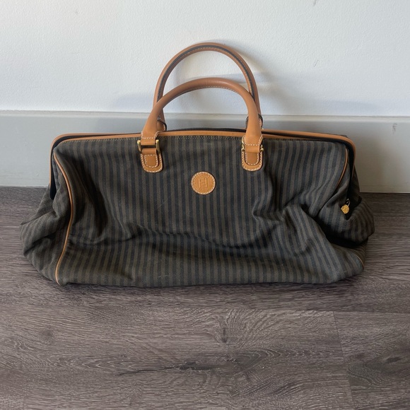 Vintage Fendi duffle bag - Picture 1 of 12